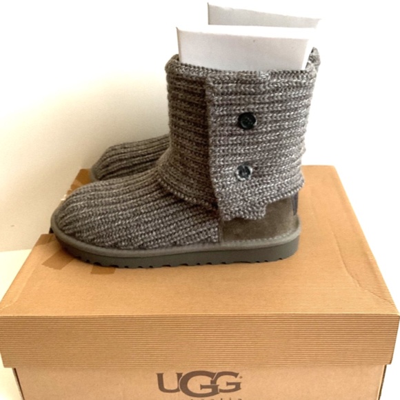 FINAL SALE 🎈New UGG Kids K Cardy Pull-on Knit Boot Size 4 * - Picture 3 of 14